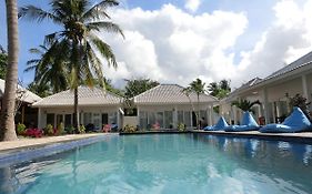 Lombok Holiday Hotel